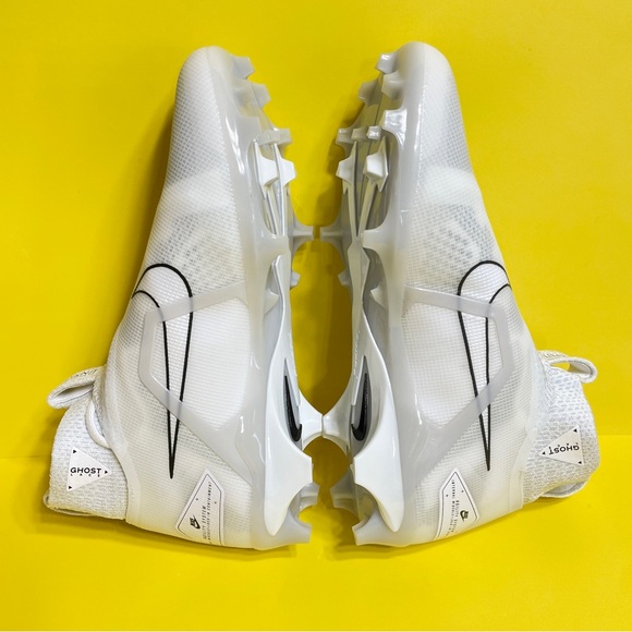Nike Alpha Menace Elite 3 Pure Platinum Football Cleats Size 10 CT6648-109 - Picture 3 of 7